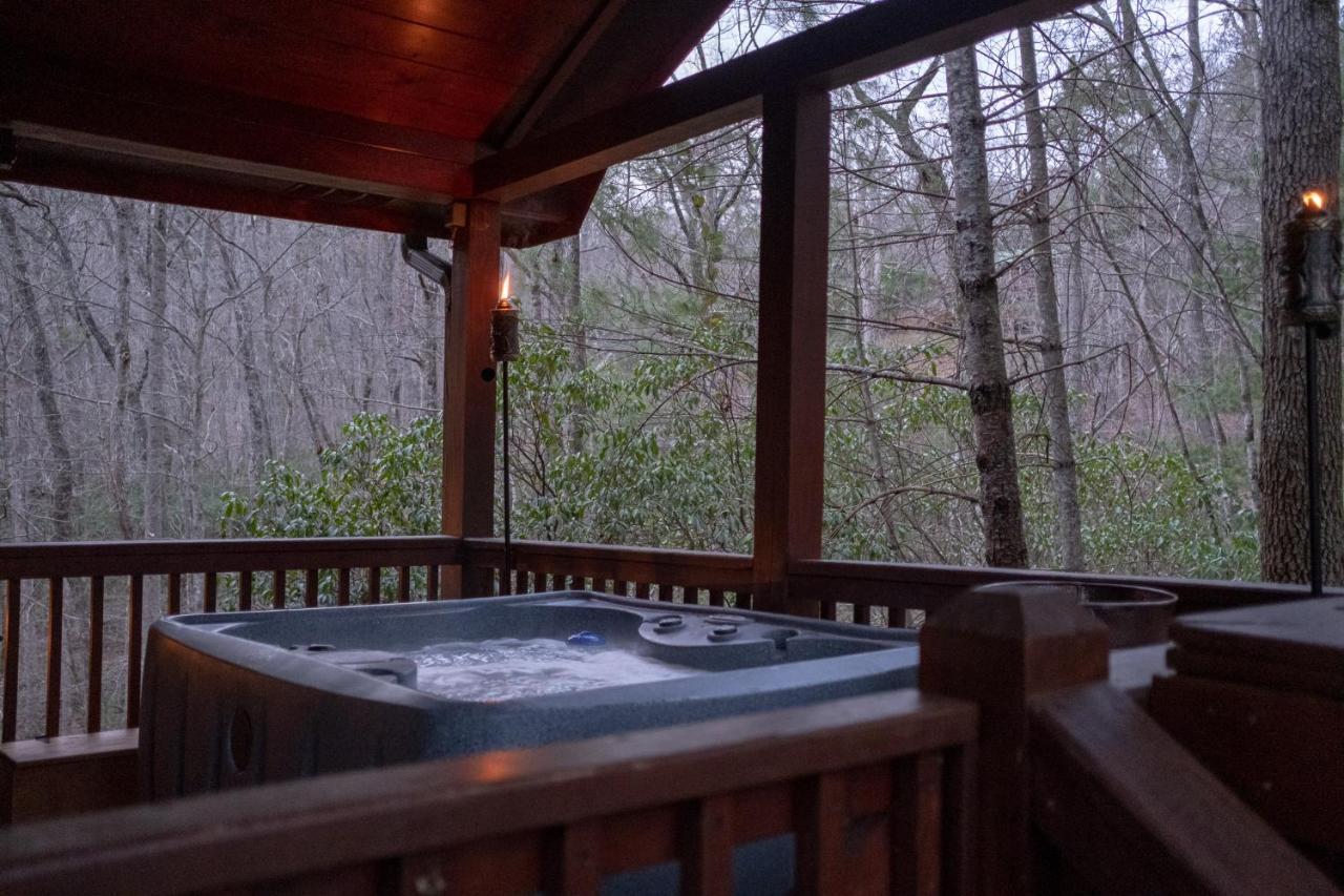 Vila Three Dog Night - Pet-Friendly Cabin With Hot Tub Blue Ridge Exteriér fotografie